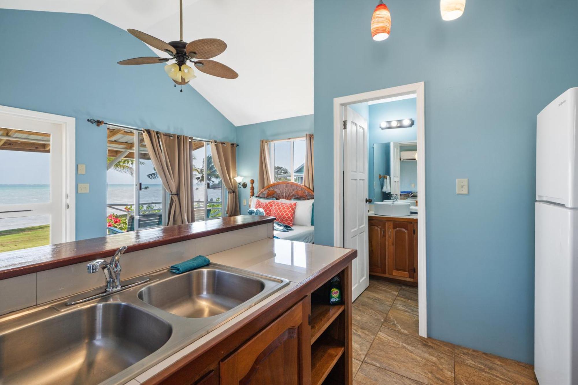 Tilt-Ta-Dock Resort Belize Corozal Luaran gambar