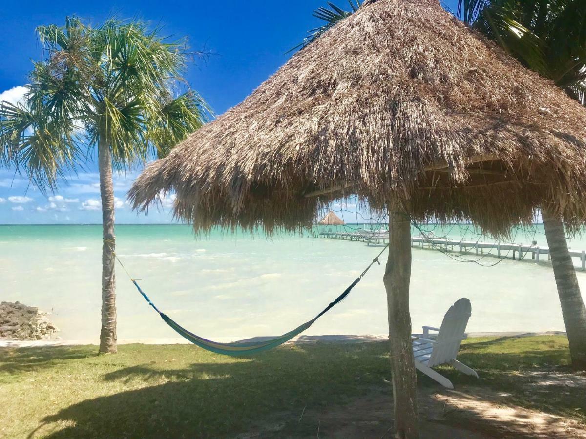 Tilt-Ta-Dock Resort Belize Corozal Luaran gambar